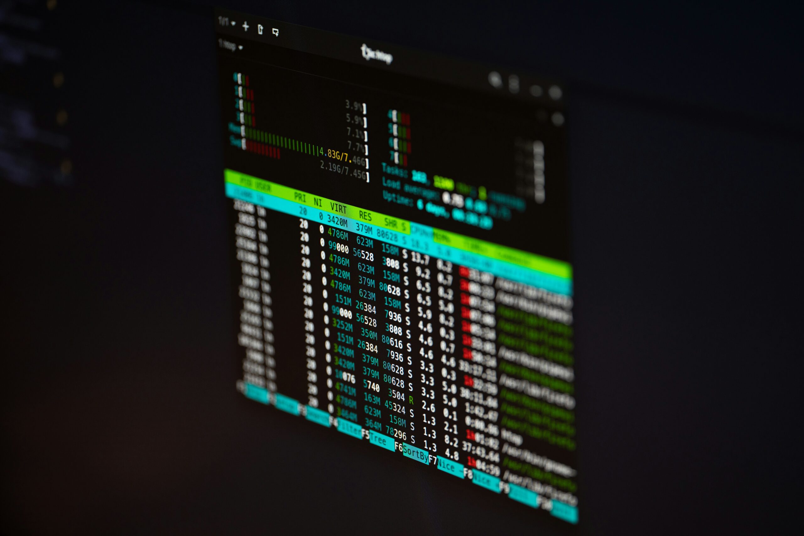 Membedah Transisi Format deb822 pada Konfigurasi Repositori APT Debian 13 Trixie